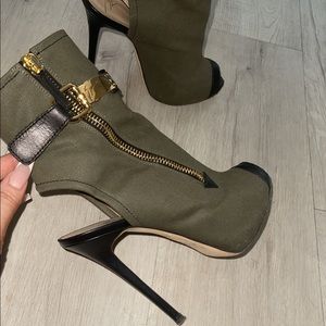 Giuseppe Zanotti open toe booties , military green